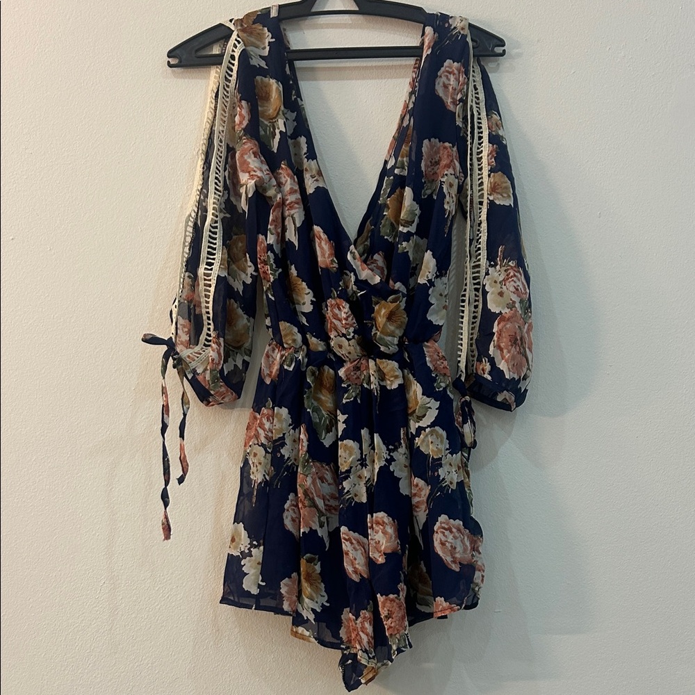 Floral V-Neck Romper with Open Sleeves